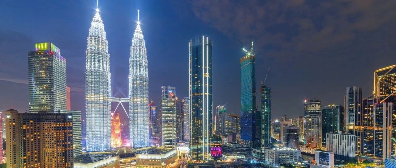 馬來(lái)西亞風(fēng)味美食來(lái)了！脆皮奶油泡芙、辣木咖啡、金菠蘿塔球、鳳尾魚(yú)辣醬…更多南洋風(fēng)味等你來(lái)解鎖~